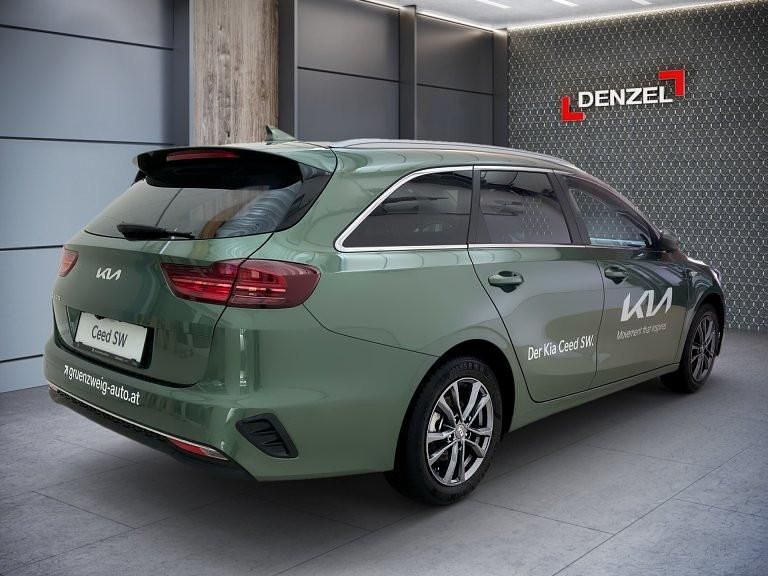 Gebraucht Kia Ceed Sportswagon Silver 100 PS (73 kW) 2025 Experience green m Kombi