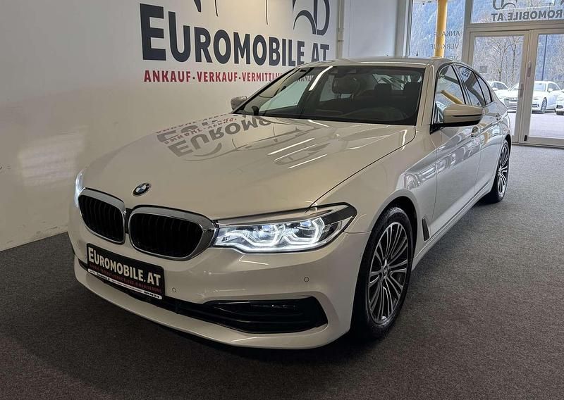 Gebraucht BMW 520 Sport Line 190 PS (139 kW) 2019 Weiß Limousine
