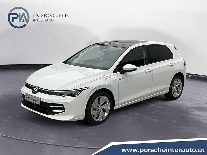 Gebraucht VW Golf VIII 150 PS (110 kW) 2025 Weiss  normal Limousine