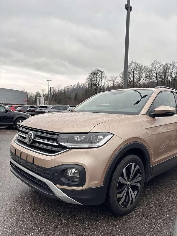 Gebraucht VW T-Cross Life 95 PS (69 kW) 2019 Gold SUV