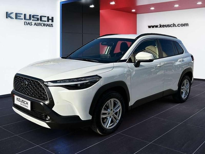 Gebraucht Toyota Corolla Cross Active 98 PS (72 kW) 2025 Weiß SUV