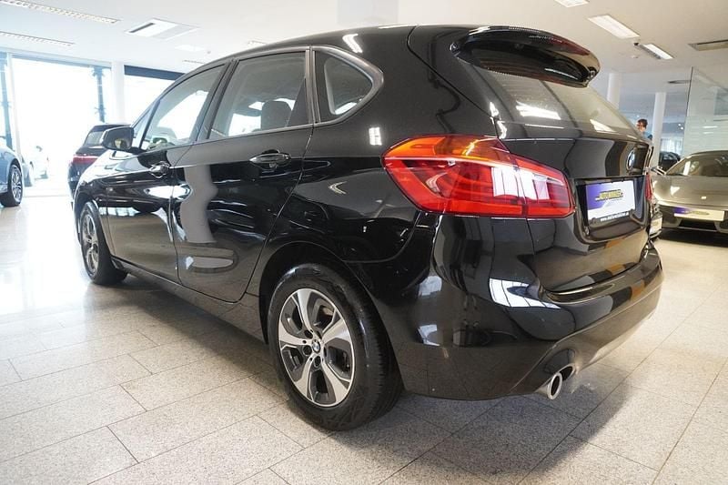 Gebraucht BMW 218 Active Tourer 140 PS (102 kW) 2020 Schwarz Van / Kleinbus
