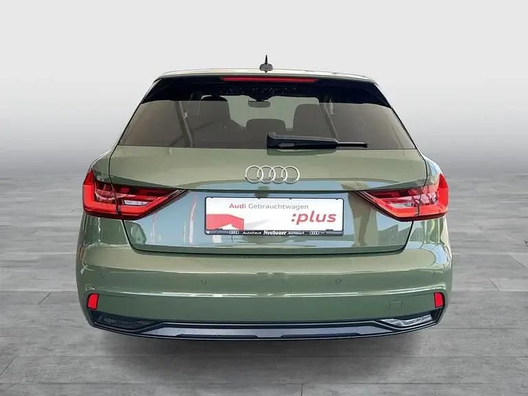 Gebraucht Audi Q3 Ambiente 150 PS (110 kW) 2025 Silber  metallic SUV