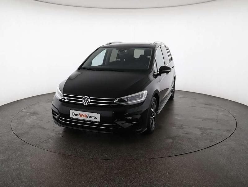 Gebraucht VW Touran Highline 150 PS (110 kW) 2022 Schwarz  metallic Van / Kleinbus
