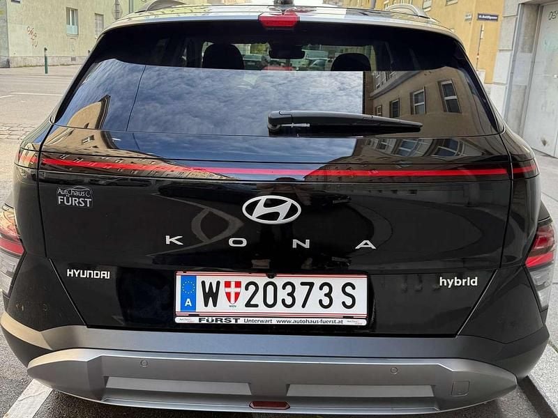 Gebraucht Hyundai Kona GO! 94 PS (69 kW) 2025 Schwarz SUV