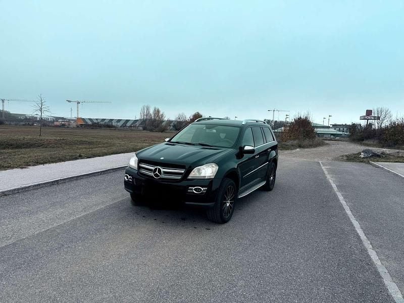 Gebraucht 2009 Mercedes GL320 SUV | € 16.300 - Bild 1/4