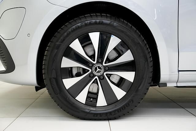 Gebraucht Mercedes e-Vito 150 kW (204 PS) 2025 Schwarz Van / Kleinbus