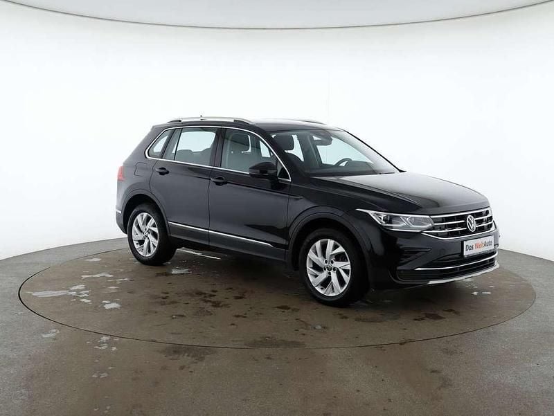 Gebraucht VW Tiguan Elegance 150 PS (110 kW) 2022 Schwarz SUV