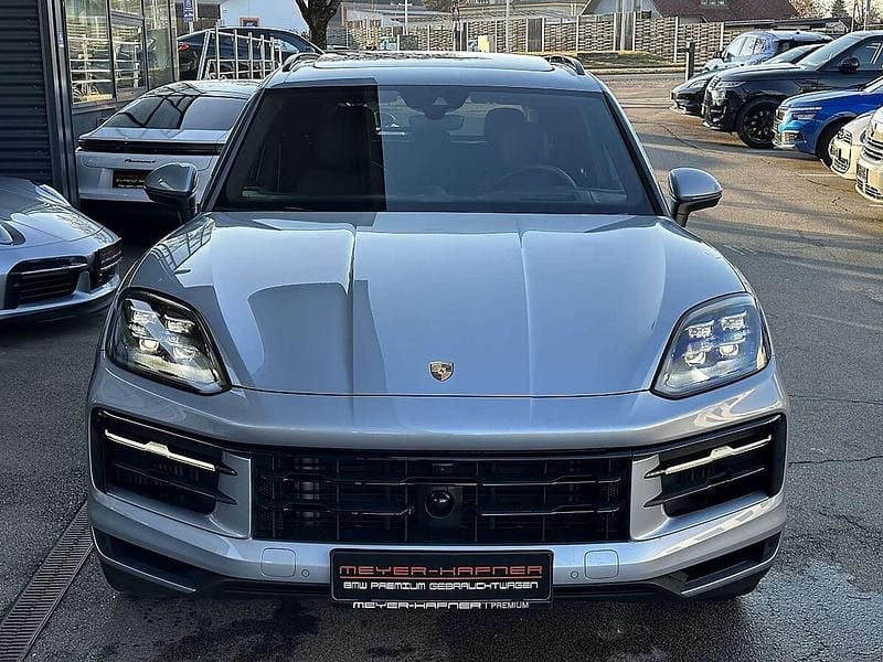 Gebraucht Porsche Cayenne 519 PS (381 kW) 2024 Silber SUV
