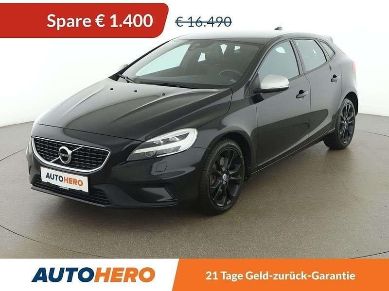 Schwarz Gebraucht 2016 Volvo V40 R-Design Kinetic Kleinwagen | € 15.090 (Fairer Preis) - Bild 1/3