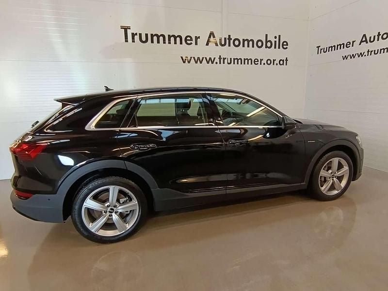 Gebraucht Audi e-tron Business 300 kW (408 PS) 2022 Schwarz  normal SUV