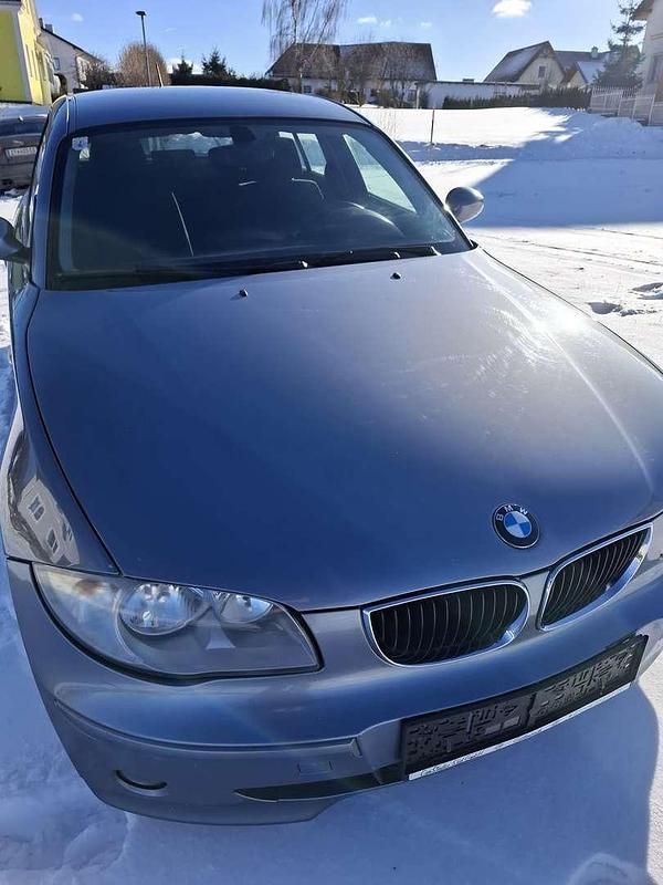 Gebraucht BMW 118 121 PS (88 kW) 2004 Blau Kleinwagen