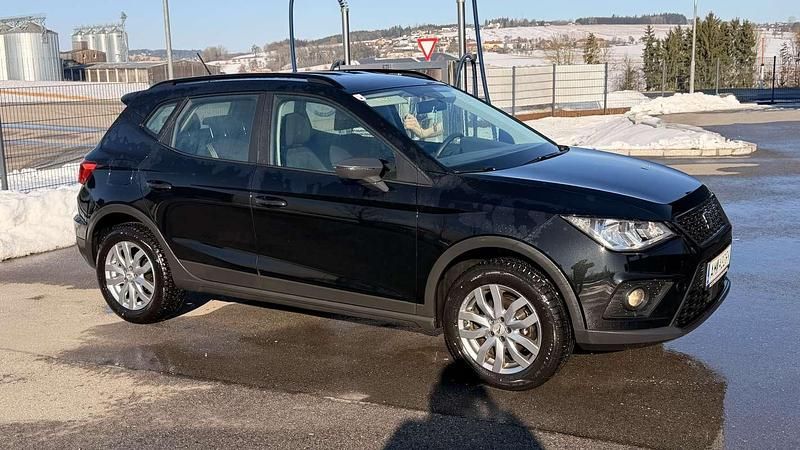 Gebraucht Seat Arona Reference 95 PS (69 kW) 2018 Schwarz SUV