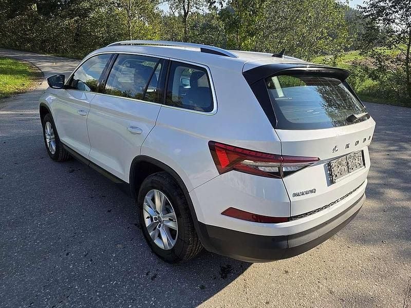 Gebraucht Skoda Kodiaq Ambition 150 PS (110 kW) 2023 Weiß SUV