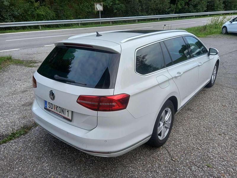 Gebraucht VW Passat Highline 120 PS (88 kW) 2017 Weiß Kombi