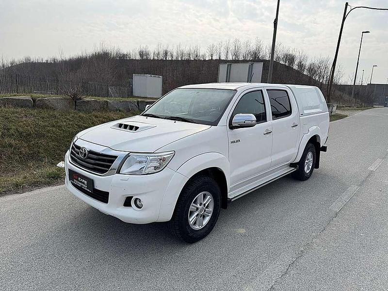 Gebraucht Toyota HiLux 144 PS (105 kW) 2013 Weiß Abholung