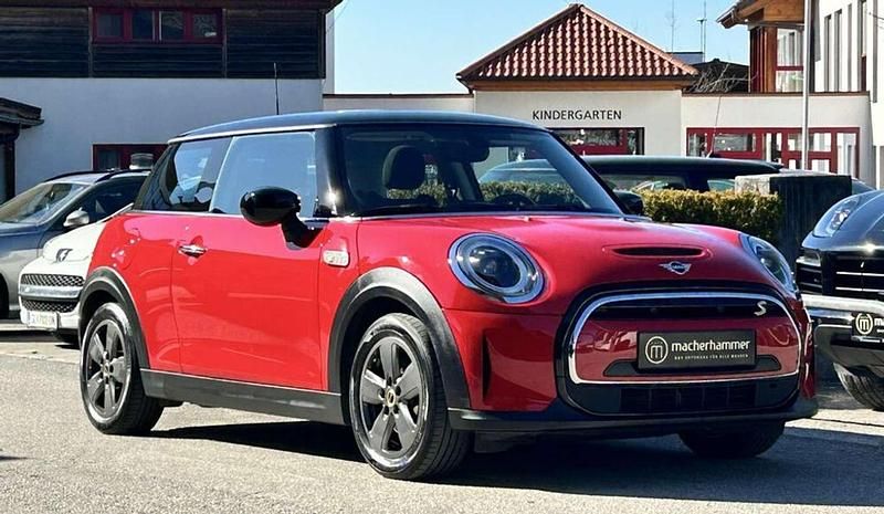 Gebraucht Mini Cooper SE Sport 135 kW (184 PS) 2021 Rot Kleinwagen