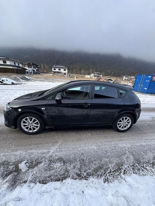 Gebraucht Seat Leon 105 PS (77 kW) 2012 Limousine