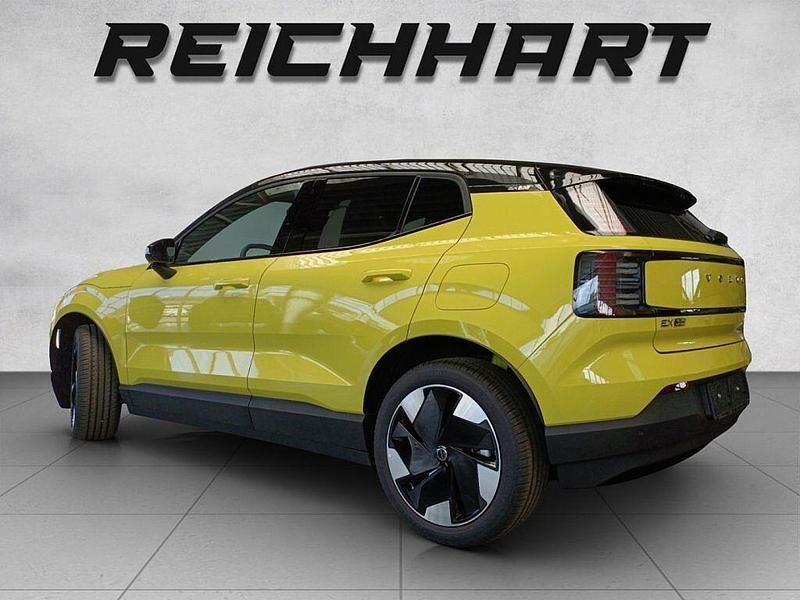 Neu Volvo EX30 Plus 200 kW (272 PS) 2025 Gelb SUV