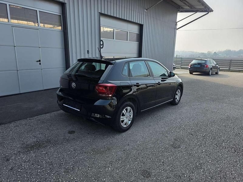 Gebraucht VW Polo Trendline 80 PS (58 kW) 2019 Schwarz Kleinwagen