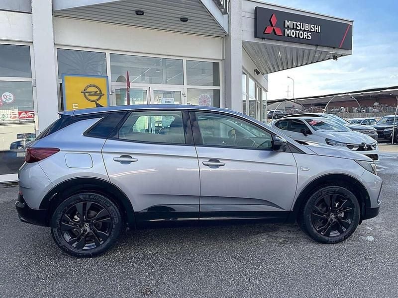 Gebraucht Opel Grandland X 131 PS (96 kW) 2024 Grau SUV