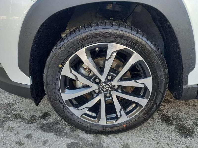 Gebraucht Toyota Corolla Cross Active 98 PS (72 kW) 2024 Weiß SUV