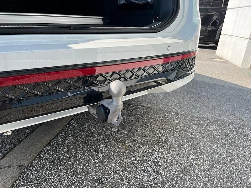 Neu VW Passat Sport 150 PS (110 kW) 2026 Weiss  normal Kombi