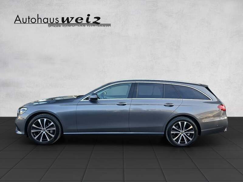 Gebraucht Mercedes E300 211 PS (155 kW) 2022 Mittelgrau  metallic Kombi