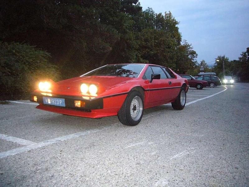 Gebraucht Lotus Esprit 162 PS (119 kW) 1983 Rot Coupé