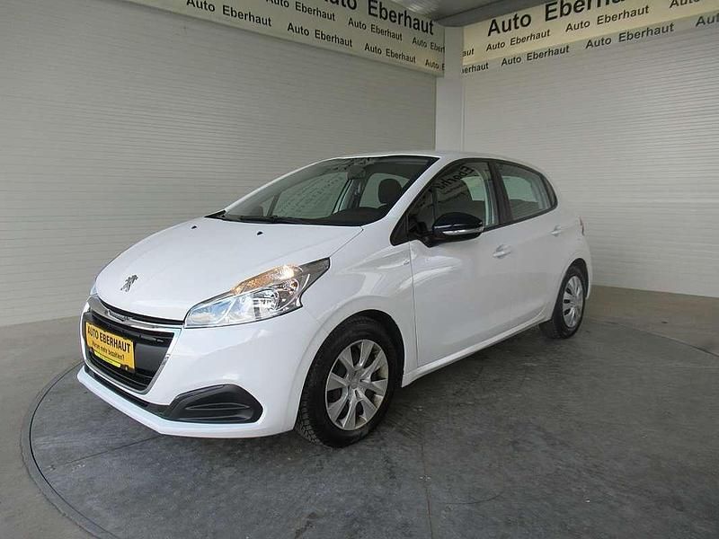 Weiß Gebraucht 2017 Peugeot 208 Kleinwagen | € 6.690 (Fairer Preis) - Bild 1/4