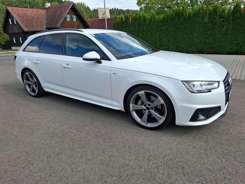 Gebraucht Audi A4 Sport 190 PS (139 kW) 2019 Weiß Kombi