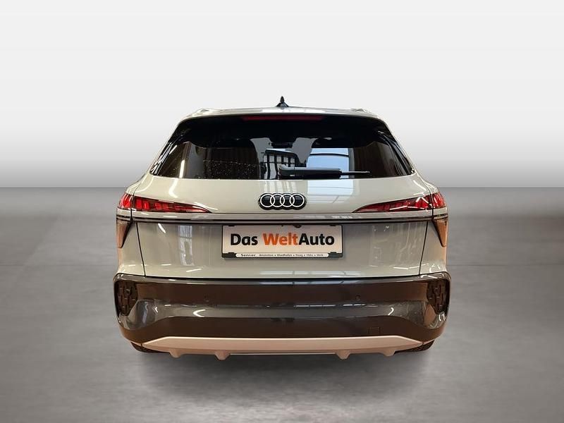 Gebraucht Audi Q3 150 PS (110 kW) 2026 Mittelgrau  metallicperleffekt SUV