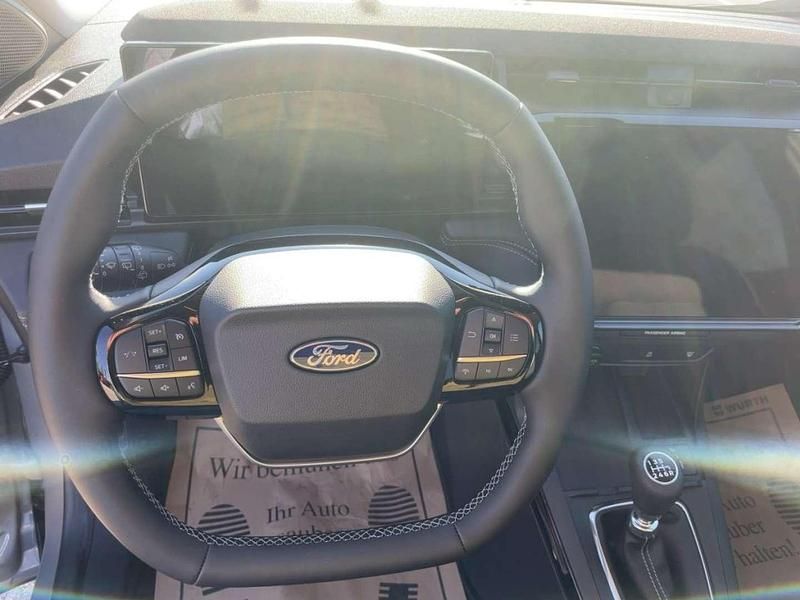 Gebraucht Ford Puma Titanium 124 PS (91 kW) 2025 Silber SUV