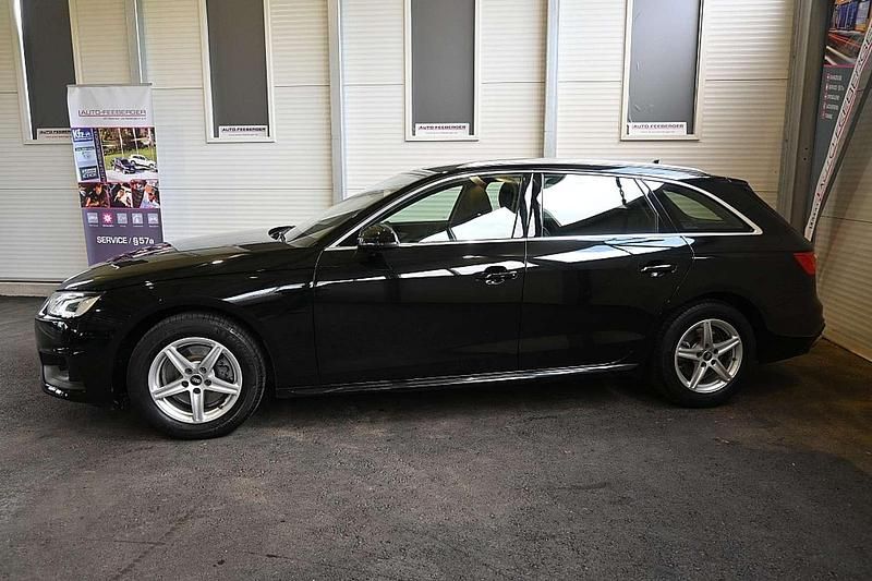 Gebraucht Audi A4 Basis 163 PS (119 kW) 2021 Schwarz Kombi