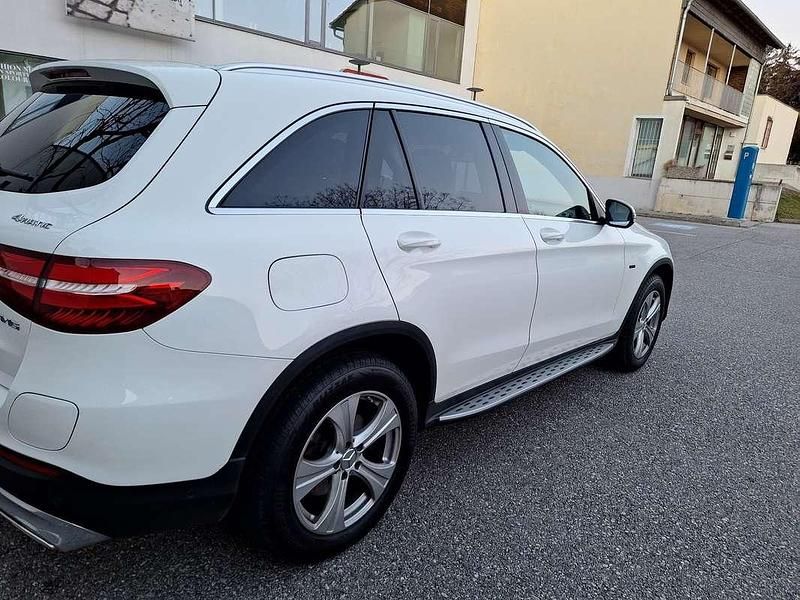 Gebraucht Mercedes GLC350 211 PS (155 kW) 2018 Weiß SUV
