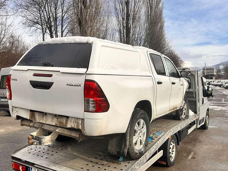 Gebraucht Toyota HiLux 150 PS (110 kW) 2021 Weiß Abholung