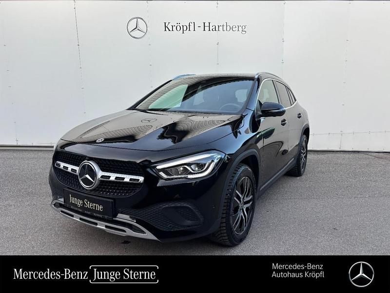 Gebraucht Mercedes GLA200 Progressive 150 PS (110 kW) 2023 Schwarz SUV