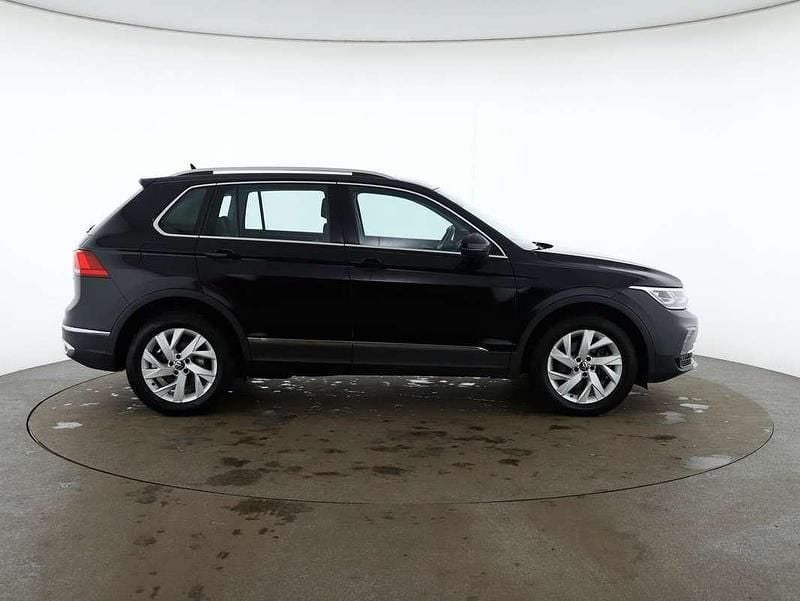 Gebraucht VW Tiguan Elegance 150 PS (110 kW) 2022 Schwarz SUV