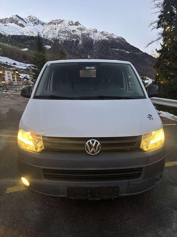 Weiß Gebraucht 2013 VW T5 Van | € 10.200 - Bild 1/4