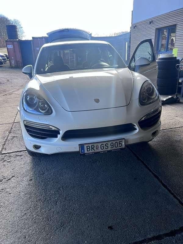 Gebraucht Porsche Cayenne 333 PS (244 kW) 2011 SUV