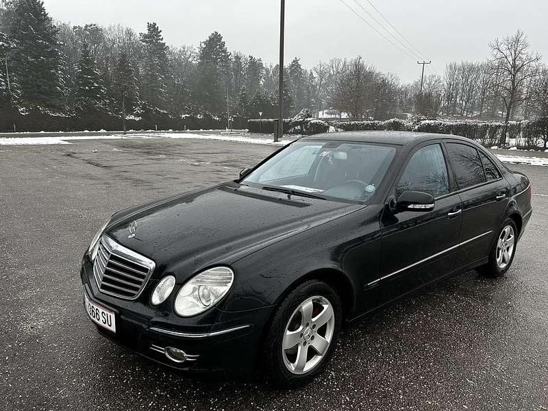 Gebraucht Mercedes E220 Avantgarde 170 PS (125 kW) 2009 Limousine
