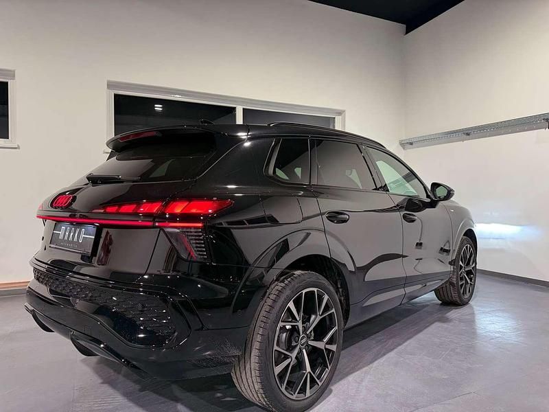 Gebraucht Audi Q3 S-Line 150 PS (110 kW) 2025 Schwarz SUV