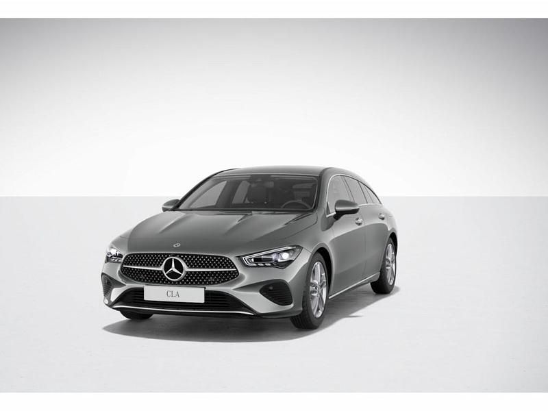 Gebraucht Mercedes CLA200 Shooting Brake Edition 150 PS (110 kW) 2024 Mountaingrau metallic Kombi