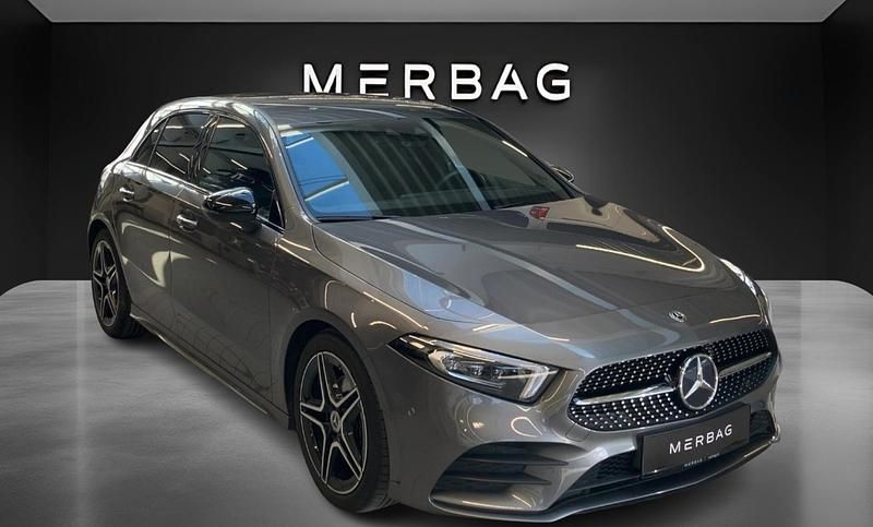 Gebraucht Mercedes A200 AMG line 163 PS (119 kW) 2019 Mountaingrau metallic Limousine