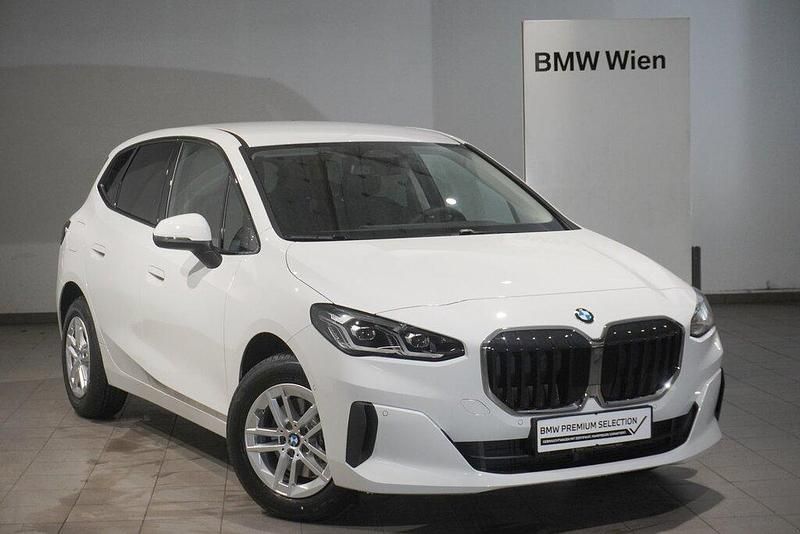 Gebraucht BMW 218 Efficient Dynamics 150 PS (110 kW) 2025 Alpinweiß