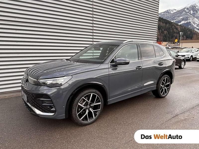 Gebraucht VW Tiguan Sport 193 PS (141 kW) 2025 Mittelgrau  metallic SUV
