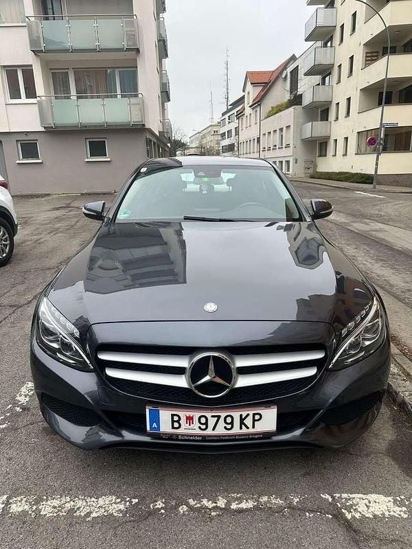 Gebraucht Mercedes 220 170 PS (125 kW) 2015 Grau Limousine