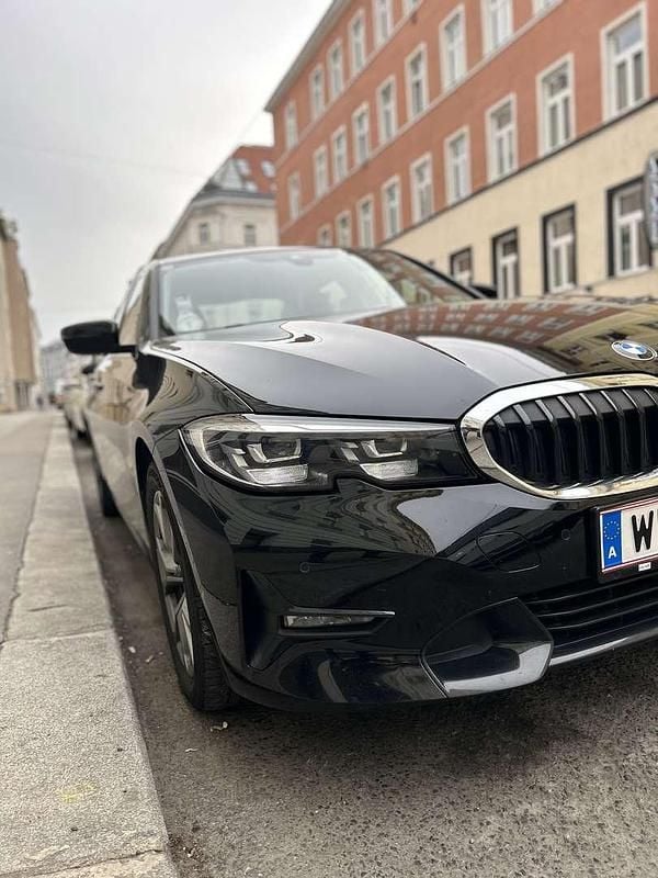 Gebraucht 2019 BMW 330 Gran Turismo Sport Line Limousine | € 35.000 - Bild 1/4