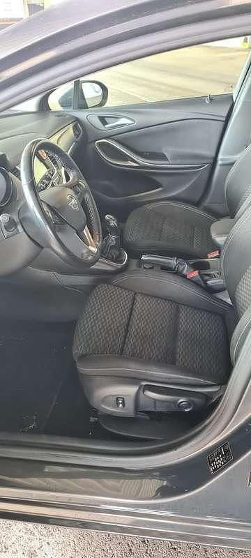 Gebraucht Opel Astra Edition 110 PS (80 kW) 2016 Grau Limousine