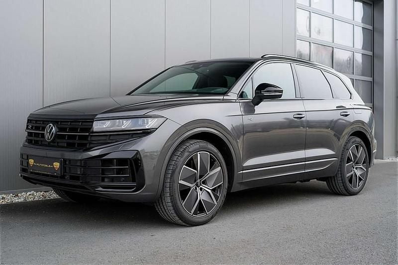 Neu VW Touareg R 340 PS (250 kW) 2025 Grau SUV